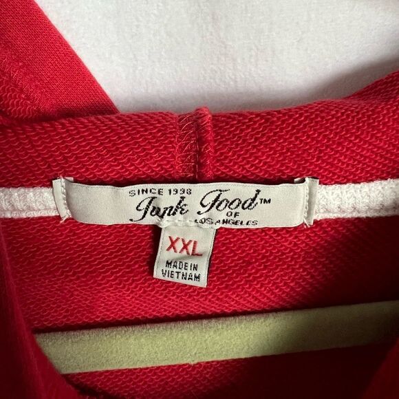 Junk Food Tampa Bay Buccaneers Women's Red/White Sideline Stripe Hoodie NWT XXL - Picture 4 of 6